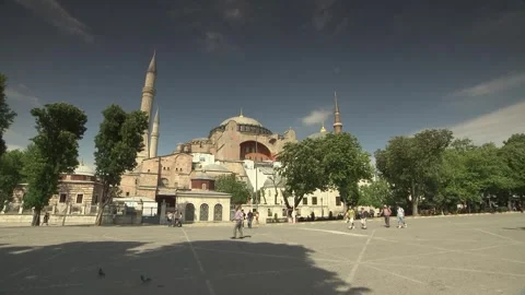 Facade of Hagia Sofia, Istanbul, Turkey Stockbeeldmateriaal 328112727