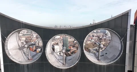 Facade of iconic Strata building with propellers on top, metropolis panorama Stock-Footage 170917692