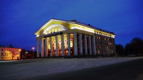 Facade of Russian Dramatic Theater with columns Video stock 41168175