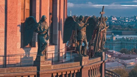 Facade of Saint Isaac Cathedral Stock Footage 92156850