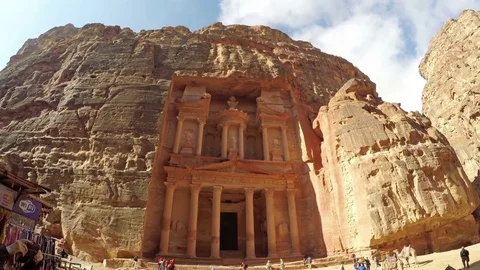 Facade of Treasury building in ancient Nabatean of Petra, Jordan Stock-Footage 73213489