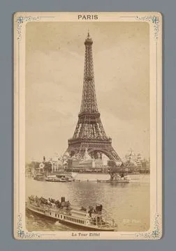 Face on the Eiffel tower; La Tour Eiffel; Paris. . Copyright: xpiemagsx rm... Stock Photos