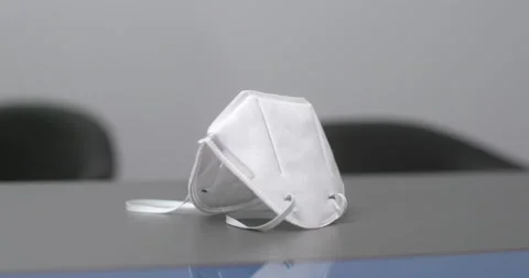 Face mask on table 動画素材 130669338