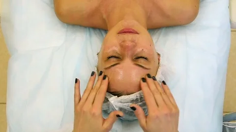 Face massage close-up Stock-Footage 76651439