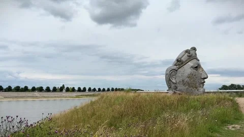 The Face of Nijmegen statue Stock-Footage 283366846