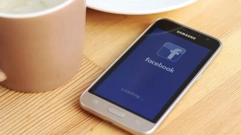 The Facebook application takes a very long time to load Stock Footage 106630913