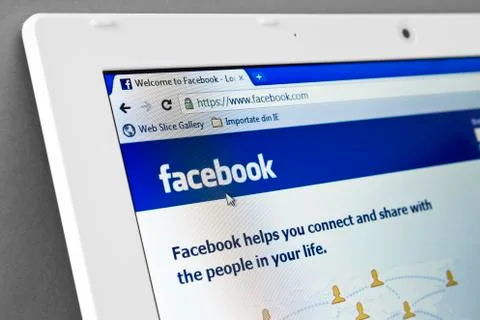 Facebook on laptop screen Stock Photos