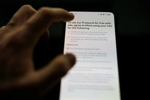 Facebook meta subscription plan to use Facebook without ads. Agree with new Stock Photos