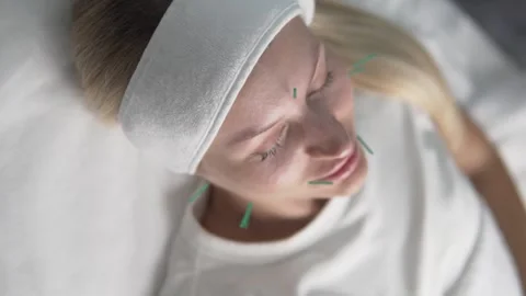 Facelift with the help of a medical igologist. Stock Footage 295037114