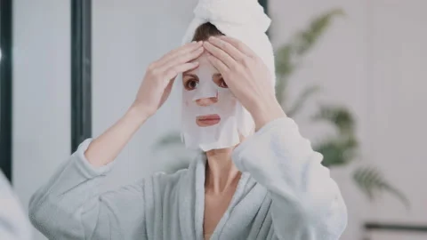 Facial mask spa day Stock Footage 171631884