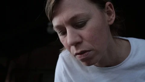 Facing down Видео 104969993