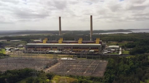 Facing Eraring coal power plant on Lake Eraring of Central coast – aerial 4k. Stock Footage 172238412