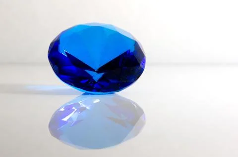 Facted blue gemstone Stock-Fotos