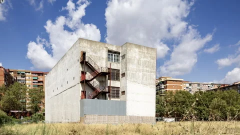 Factory and industrial complex with passing clouds Video stock 316182807