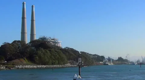 Factory by the harbor 스톡 동영상 12406236