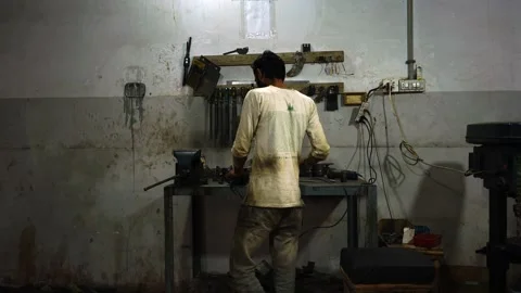 Factory labour in pakistan Stock Footage 153257643