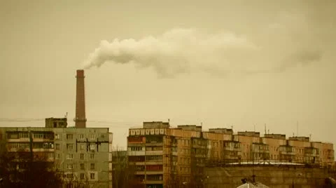 Factory pipe steams in the city. Video stock 11268151