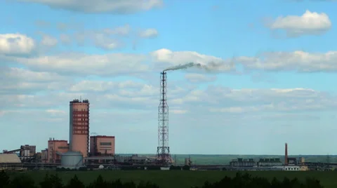 Factory pollutes Video stock 39844677
