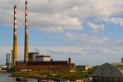 Factory Smoke Stacks Stock-Fotos