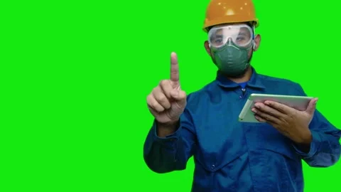 Factory worker on green screen Stock Footage 159785660