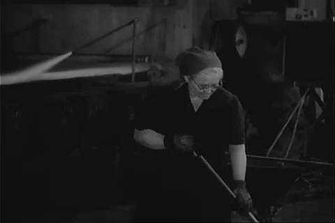 Factory Workers - 1940s World War Two Rosie the Riveter female steel workers Видео 94395193