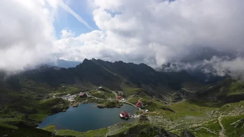Fagaras mountains in summer mist - 4k time lapse Stock Footage 137463952