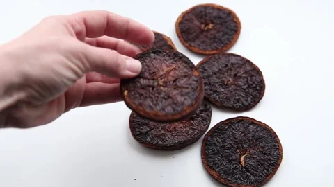 Failure at drying orange slices in oven. 스톡 동영상 147328991
