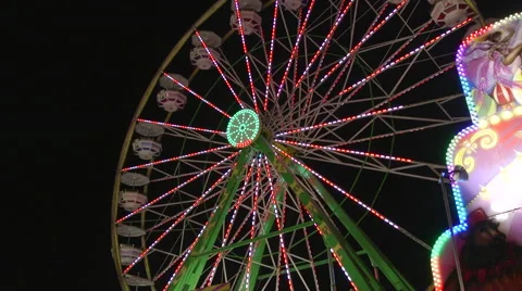 Fair Ferris Wheel Видео 52264541