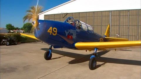 Fairchild PT19 Start Up 動画素材 85448398