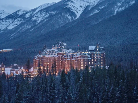 Fairmont Banff Springs Day Night Winter Time Lapse Zoom 4K Hyper Fast 5x (10s) Stock Footage