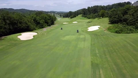 Fairway players pull back fast Vídeo Stock 248055691