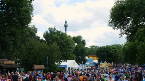FALCON HEIGHTS, MN - 22 AUG 2019: The Minnesota State Fair crowd is very large Stock Footage 122672437