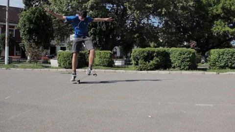 Falid skateboard tricks Stock Footage 90814100