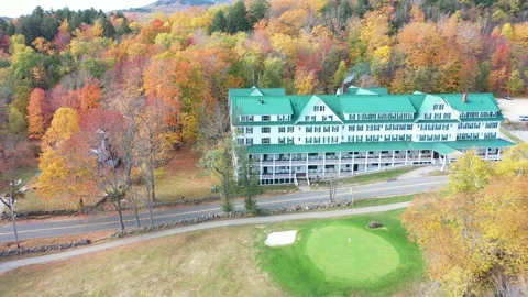Fall Colors around New England Style Mountain Inn in New Hampshire Stock Footage 160984167