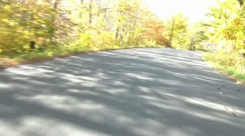 Fall Drive Down Winding Road Stockbeeldmateriaal 12578445