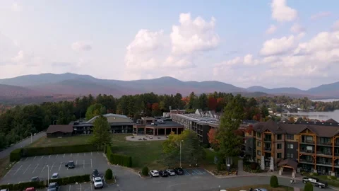 Fall at lake Placid with mountain and lake view 스톡 동영상 159360116