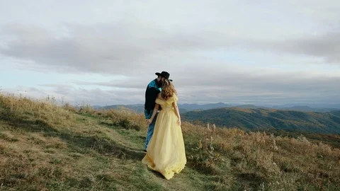 Fall on Max Patch Mountain Appalachian Mountains, Tennessee &amp; North Carolina Stock-Footage 86816119