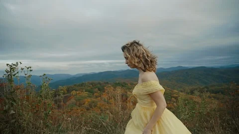 Fall on Max Patch Mountain Appalachian Mountains, Tennessee &amp; North Carolina Stock-Footage 86833651