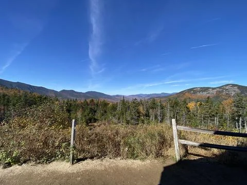 Fall mountain chem trails Stock Photos
