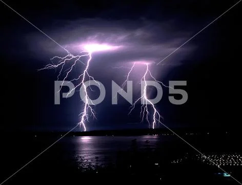Fall Thunderstorm Late Night Lightning Strike Puget Sound Elliott Bay Stock Photos