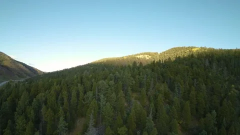 Fall time Flight through the LaVeta Pass in the Colorado Rockies 動画素材 255452389