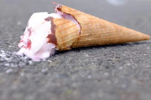 Fallen ice cream Fotos Stock