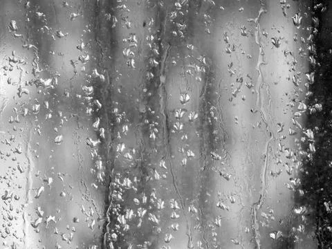 Falling raindrops create unusual and amazing Stock Photos