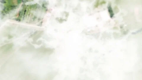 Falling From the Sky to the Gground Vídeos de archivo 81697517