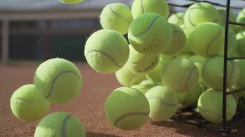 Falling tennis basket Video stock 139070676