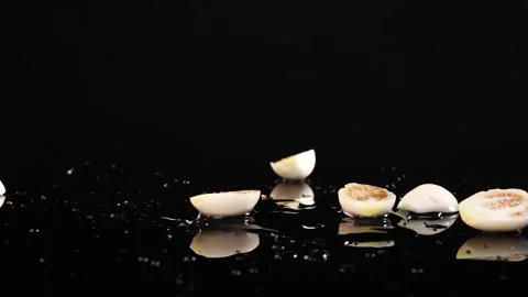 Falling Thai Eggplant Slices Vídeo Stock 312494846