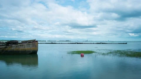 Falling tide 스톡 동영상 159793607