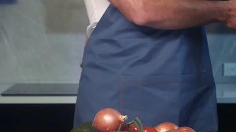 Falling tomato slow motion Stock Footage 170660938