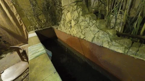 Falling water in slow motion Video stock 297589450