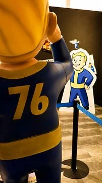 Fallout 3 Display inside Fallout Boy Exhibition held Fotos Stock